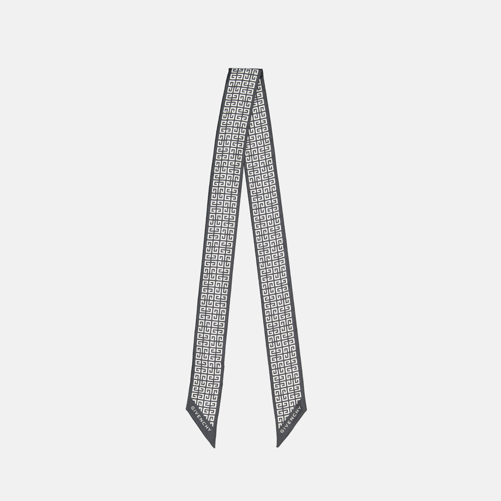 Immagine della sciarpa in seta 4G di Givenchy per donne - Stagione Primavera-Estate 2025 - Vista anteriore