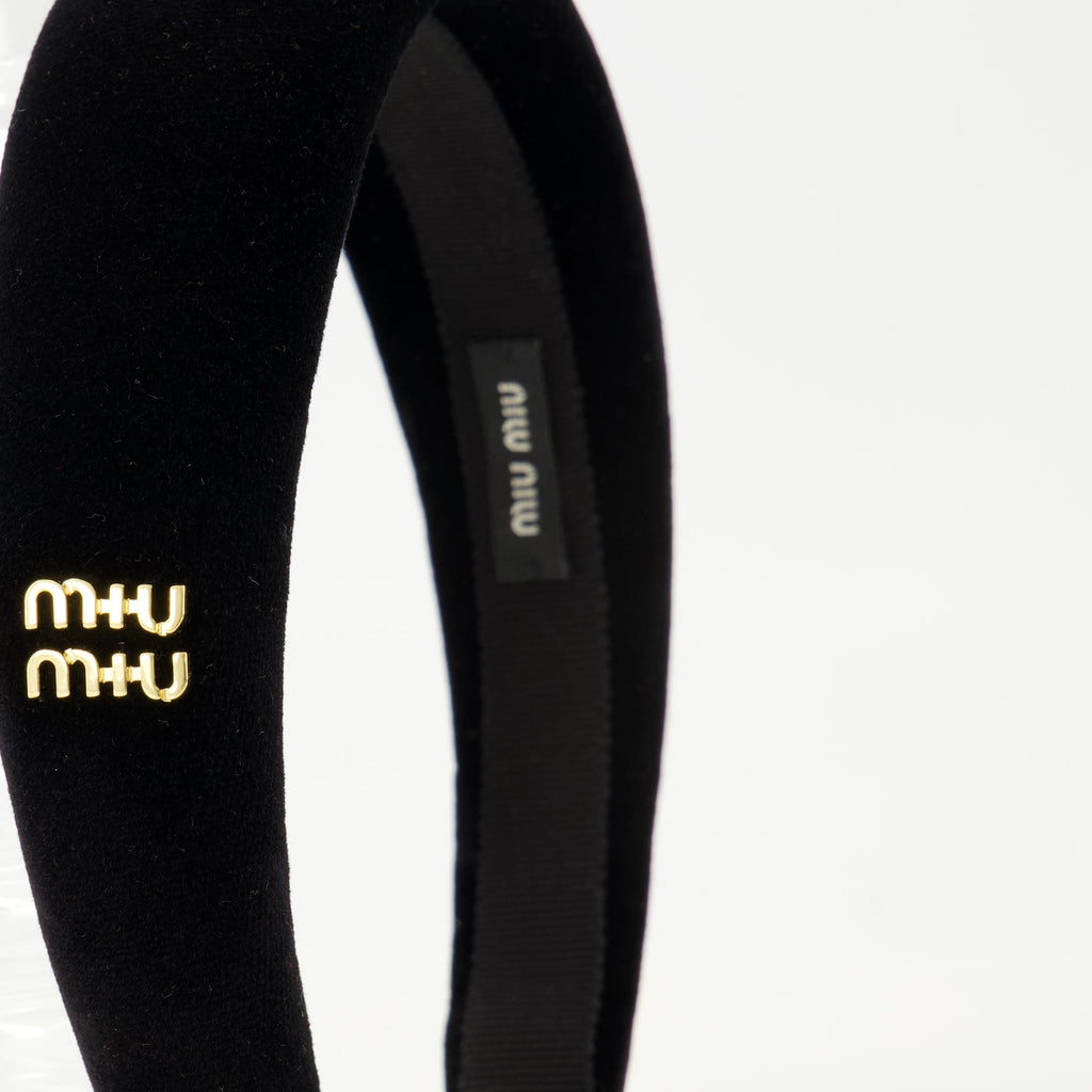 Miu Miu headband, black velvet accessories, crystal embellished headband, stylish hair accessories, Spring-Summer collection 2026
