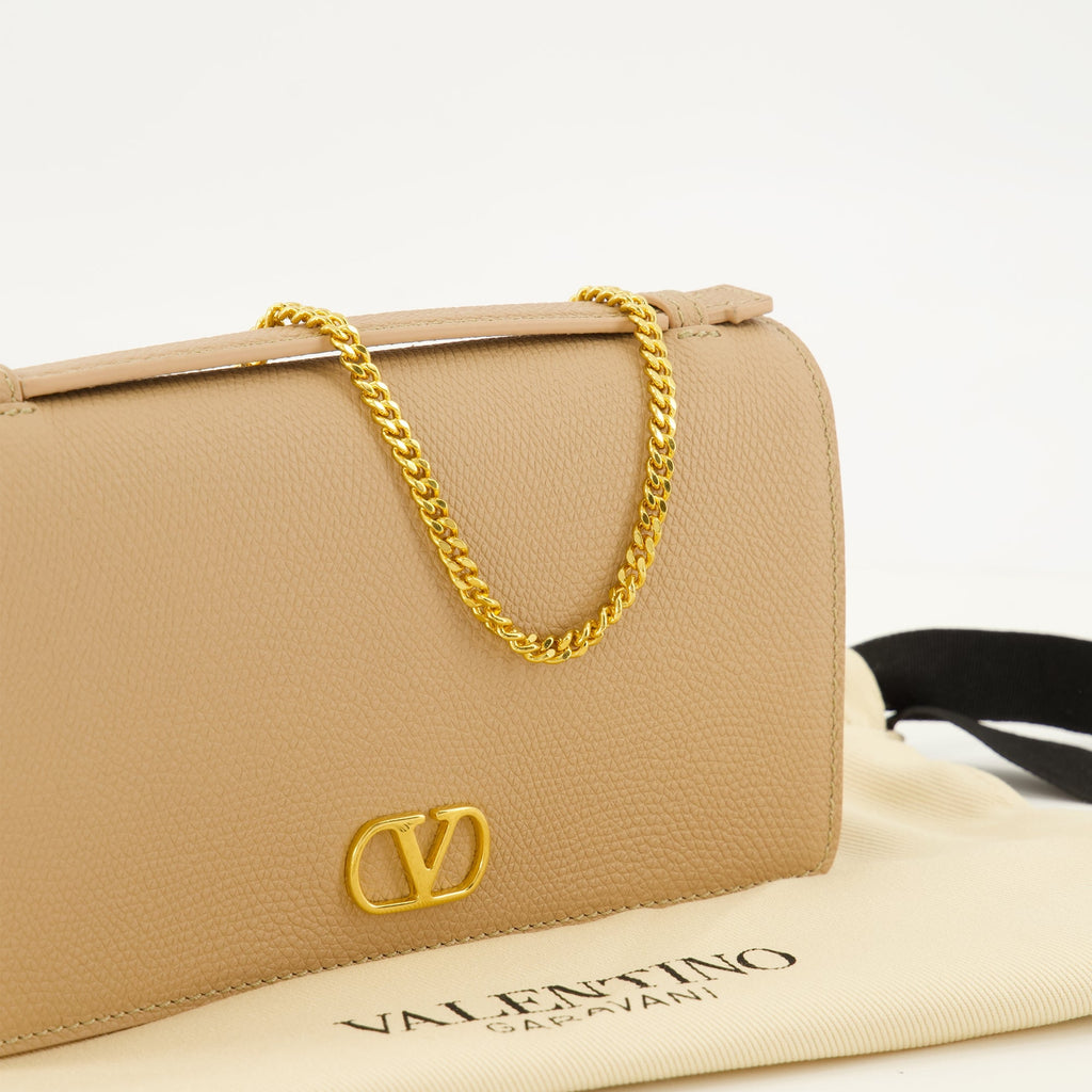 Cartera con cadena VLogo