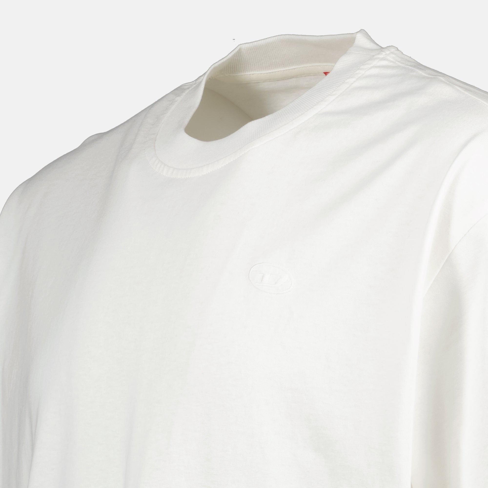 Image of T-Boggy White Cotton T-Shirt by Diesel for Men - Season Autumn-Winter 2024 - Detail View 5