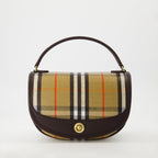 Burberry bag, Le Sac Highlands, beige handbag, luxury accessories, Autumn-Winter 2025
