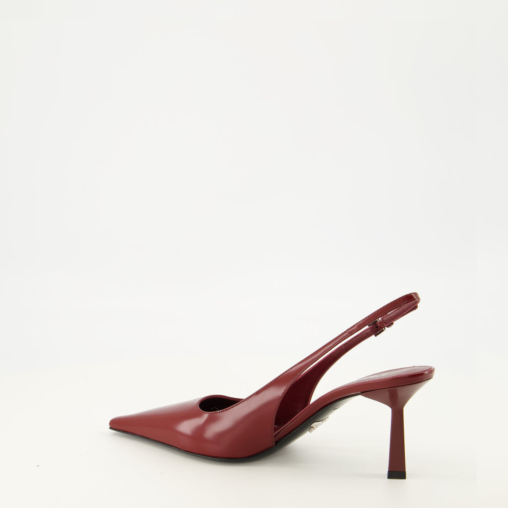 Rote Lackleder-Pumps mit spitzer Zehenpartie