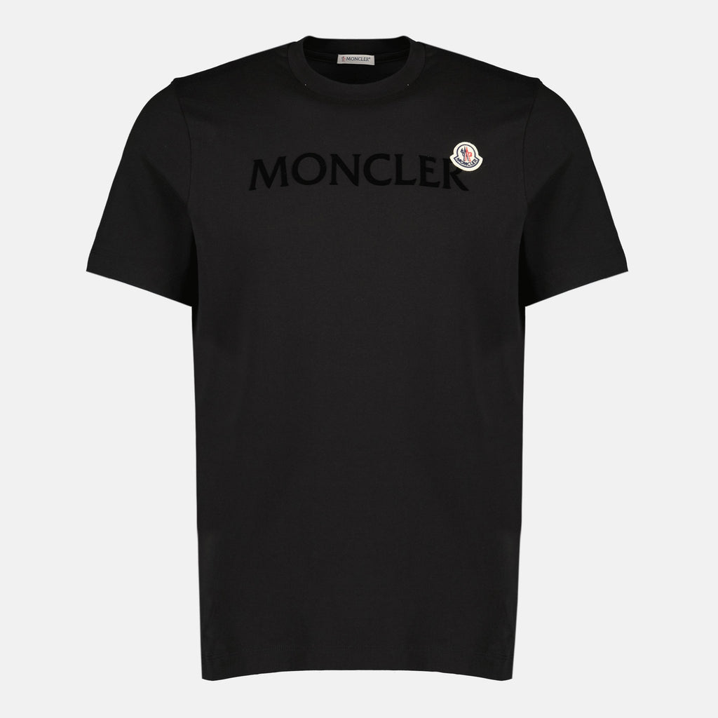 Immagine della T-shirt con logo di Moncler per uomini - Stagione Primavera-Estate 2026 - Vista frontale