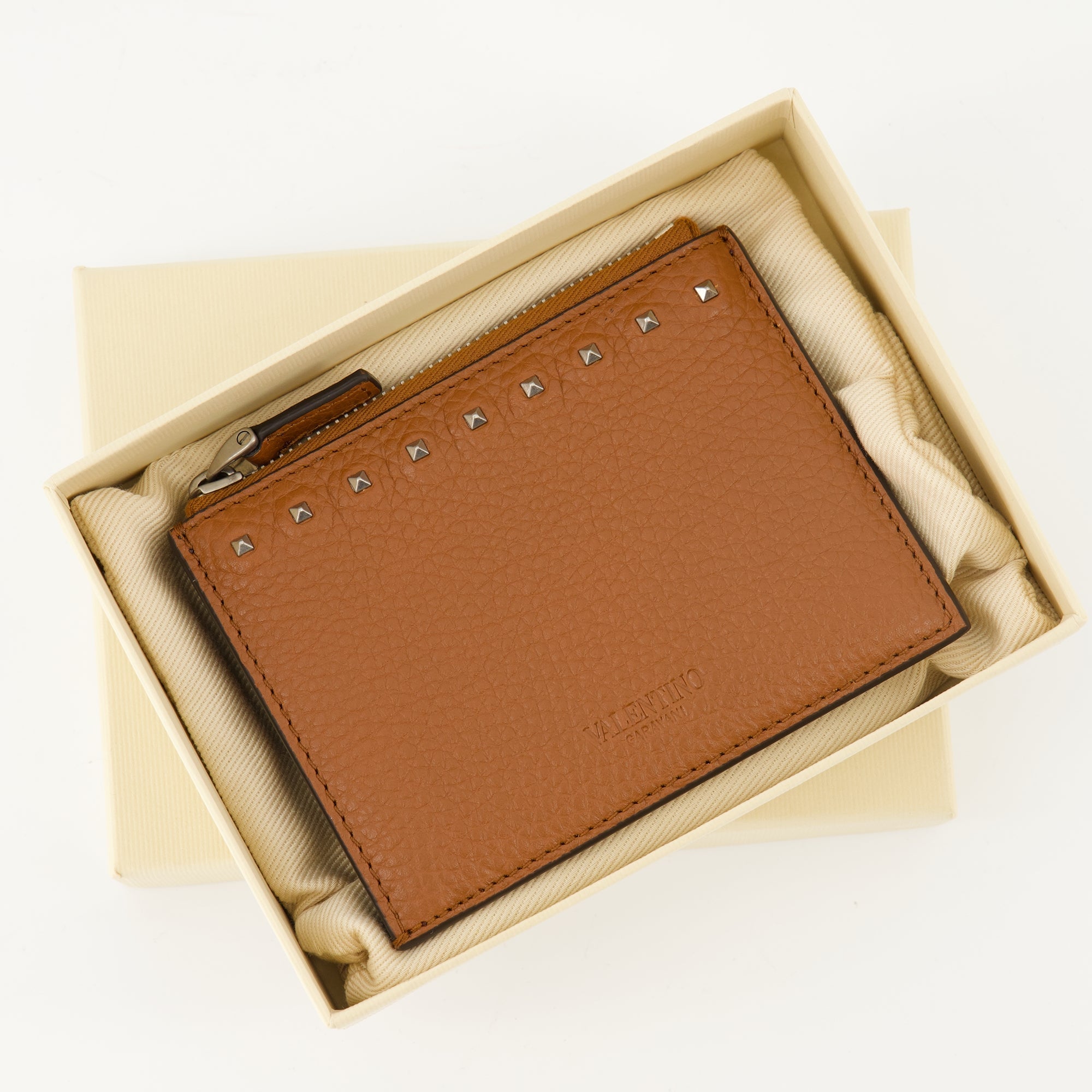 Rockstud Wallet, Valentino Garavani, brown leather wallet, grained calfskin wallet, zip closure wallet