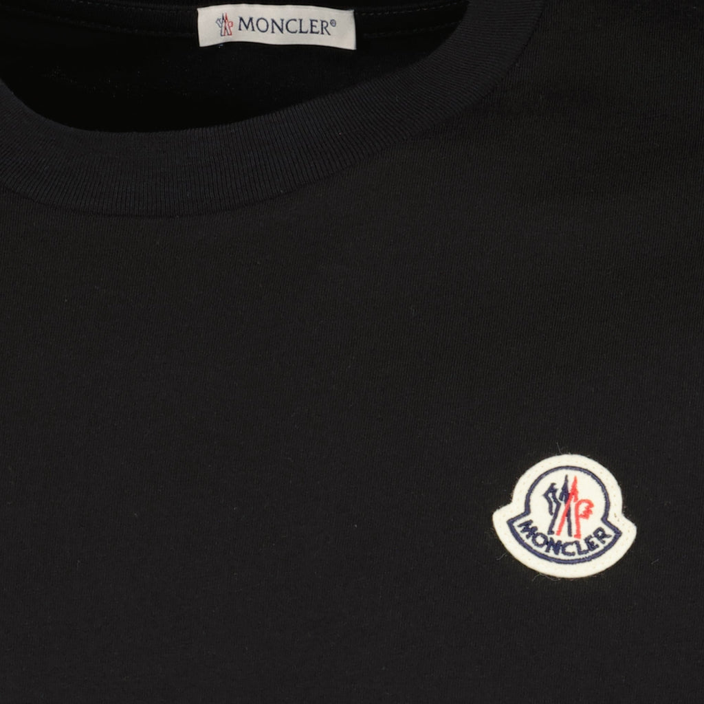 Imagen del Conjunto de Camisetas Negras Moncler de Moncler para Hombres - Temporada Primavera-Verano 2026 - Vista de Detalle del Producto 2