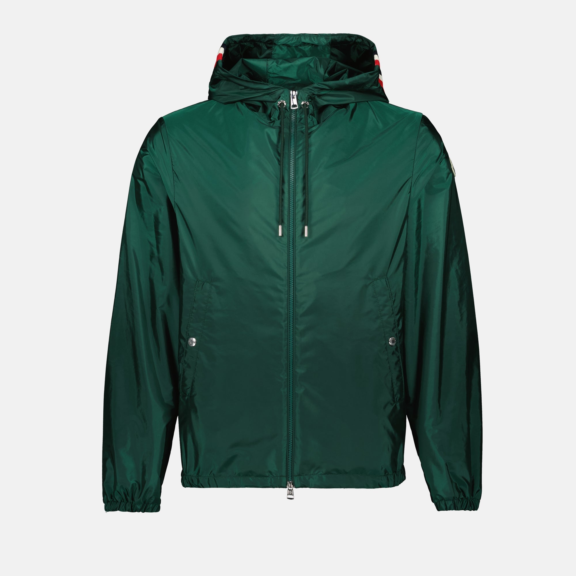 Imagem do corta-vento verde Climber da Moncler para homens - Temporada Primavera-Verão 2025 - Vista frontal