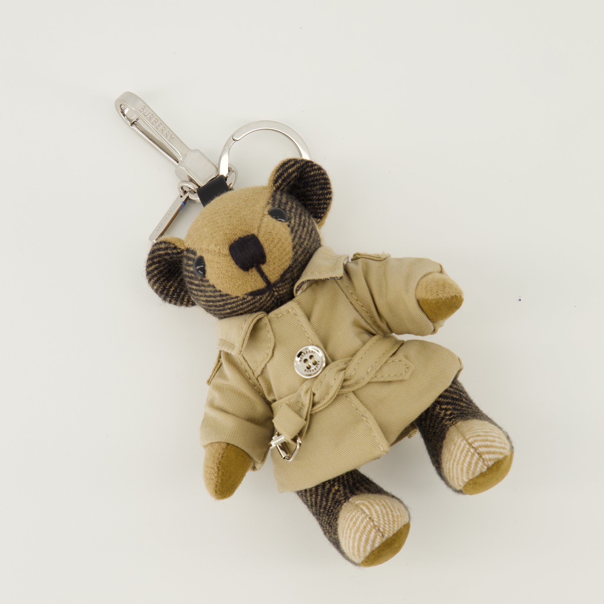 Image of Thomas Bear Beige Keychain by Burberry for Women - Season Spring-Summer 2026 - Detail View 1
