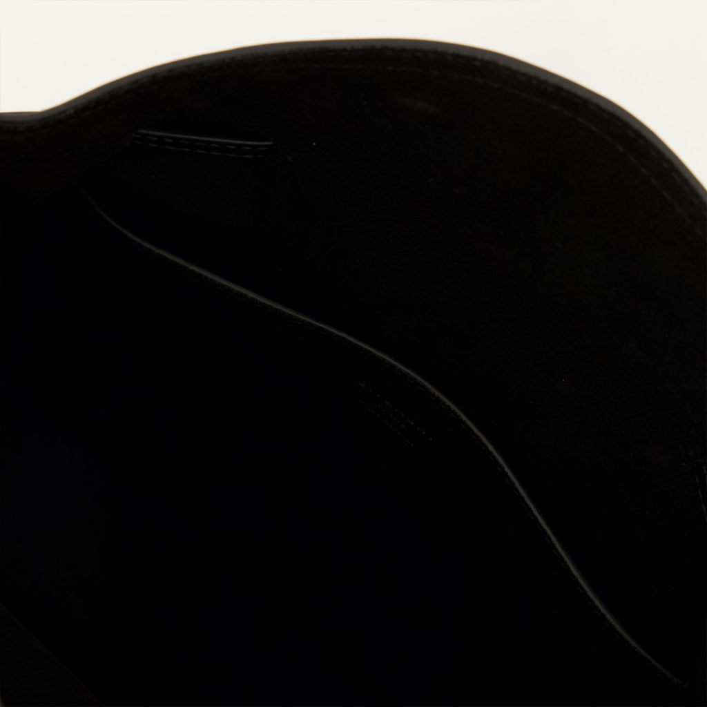 Voyou Bucket Leather Bag in Black