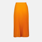 Image de jupe midi plissée orange par Mm6 pour femmes - Saison Printemps-Été 2025 - Vue de Dos