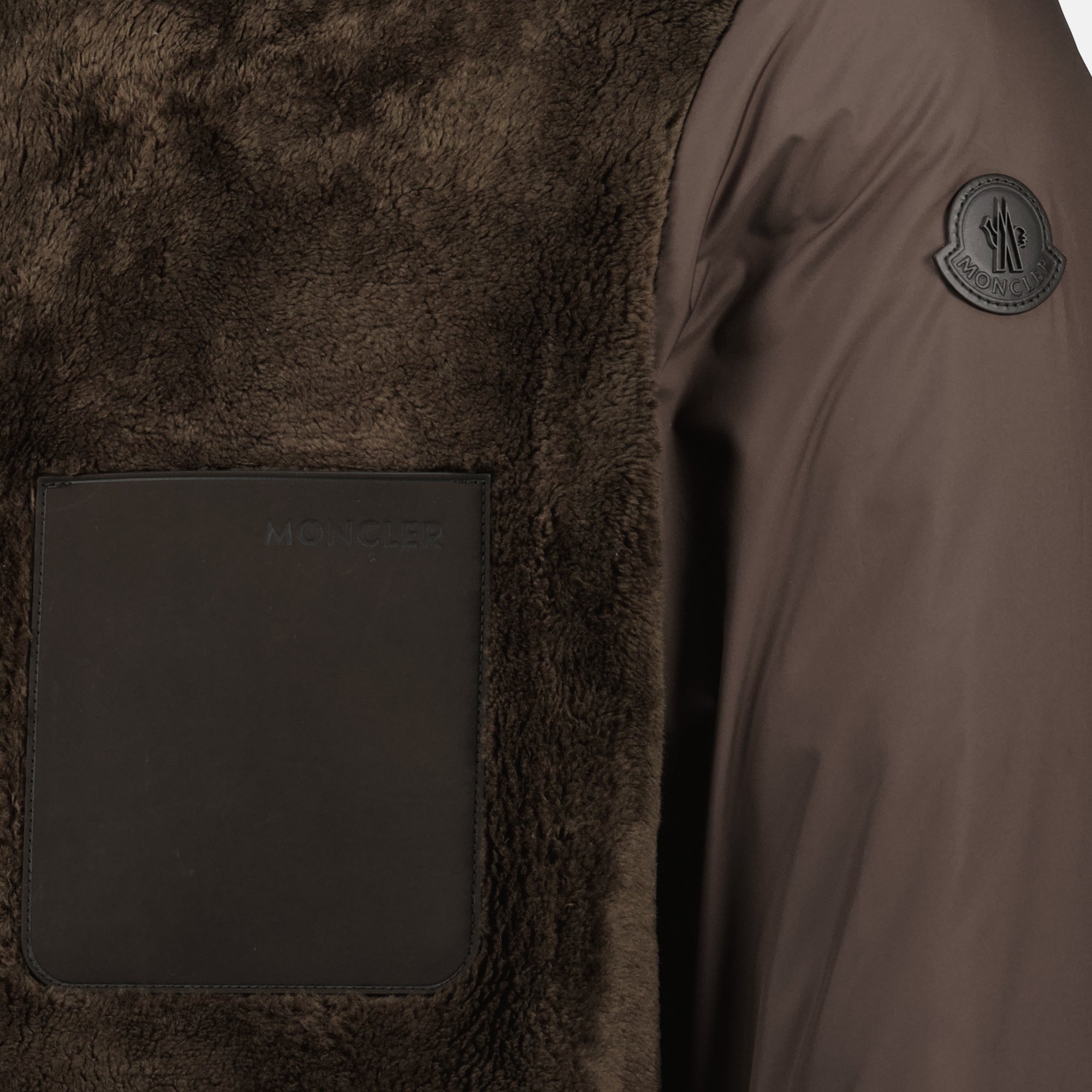 モンクレールのメンズ用リバーシブルダウンジャケットリヴラの画像 - 2025年秋冬シーズン - 詳細ビュー9