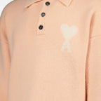 Imagen del Polo Rosa AMI de Cœur de Ami PARIS para Unisex - Temporada Otoño-Invierno 2025 - Vista Trasera