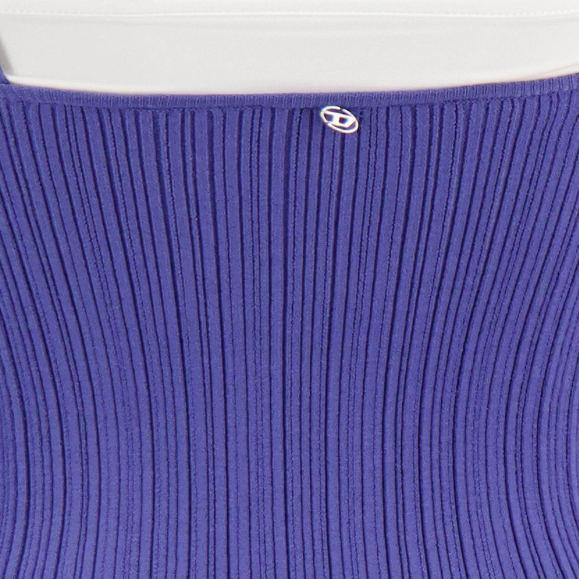 女性用のディーゼルによるm-zandra青のドレスの画像 - 2026年春夏シーズン - 詳細ビュー 2