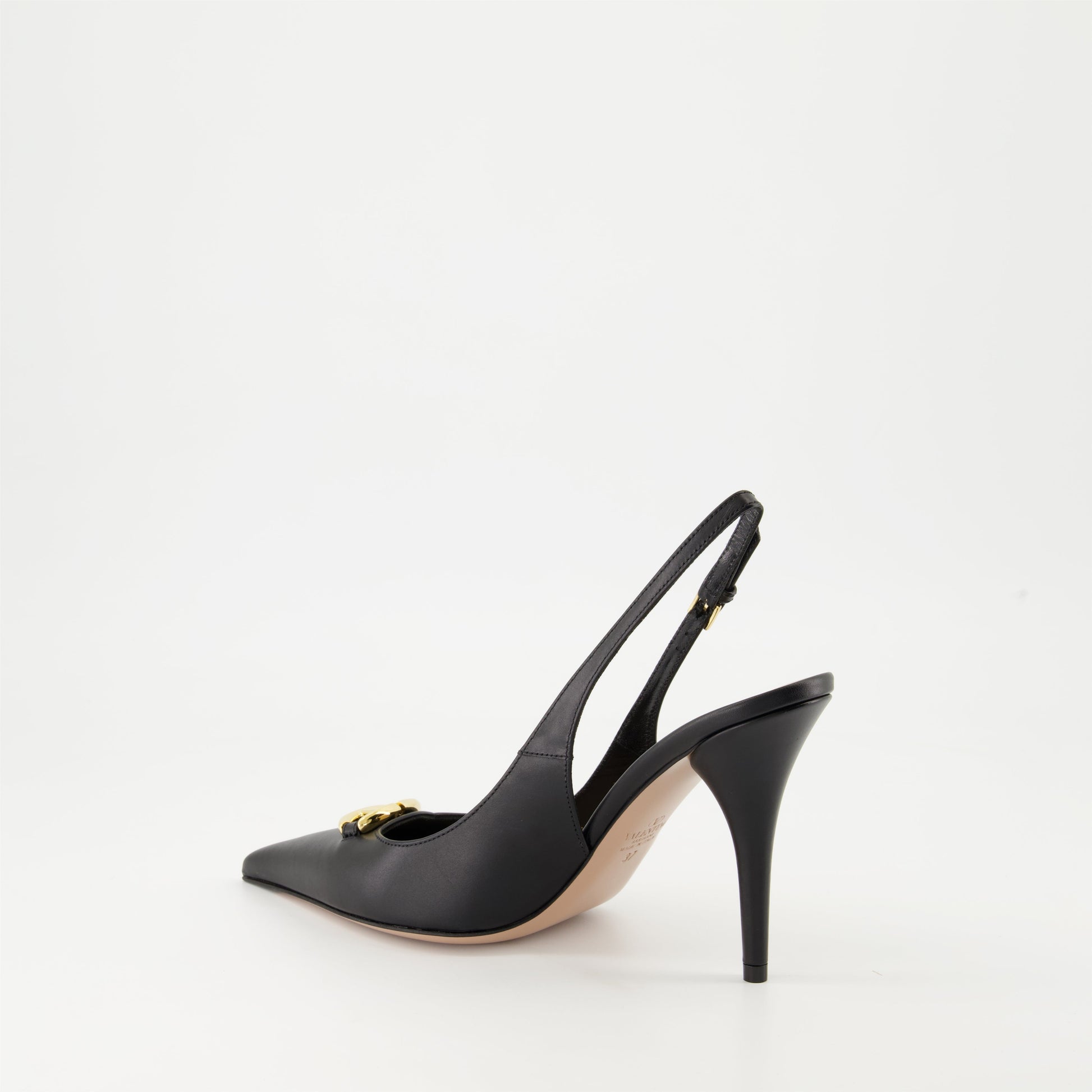 VLogo pumps, Valentino Garavani, black leather pumps, luxury shoes, designer heels