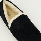 Immagine dei Chaussons Ascot Noir di Ugg per uomini - Stagione Primavera-Estate 2026 - Vista dettagliata dall'alto