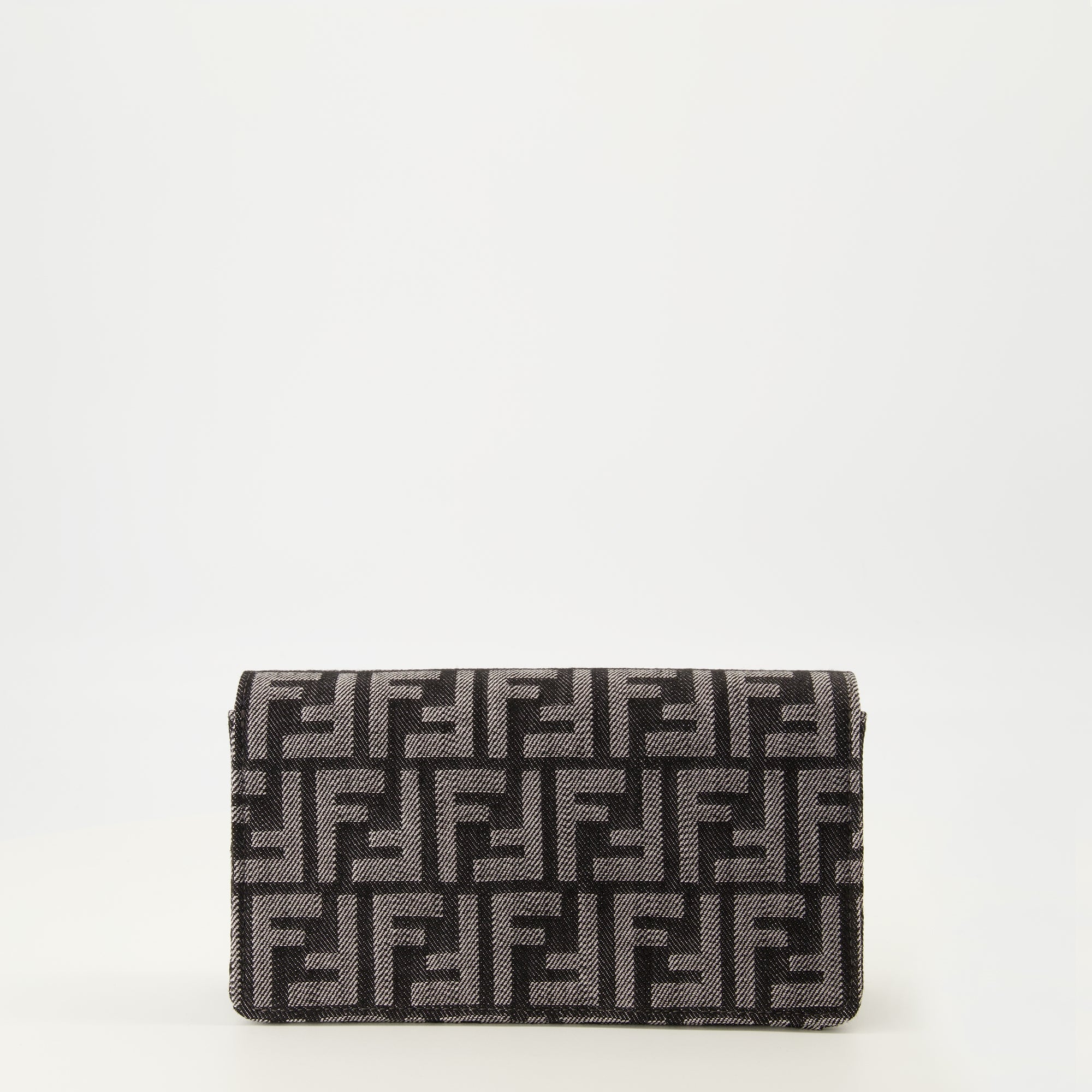 Fendi baguette wallet, denim wallet, designer accessories, chic handbag, Autumn-Winter collection 2025