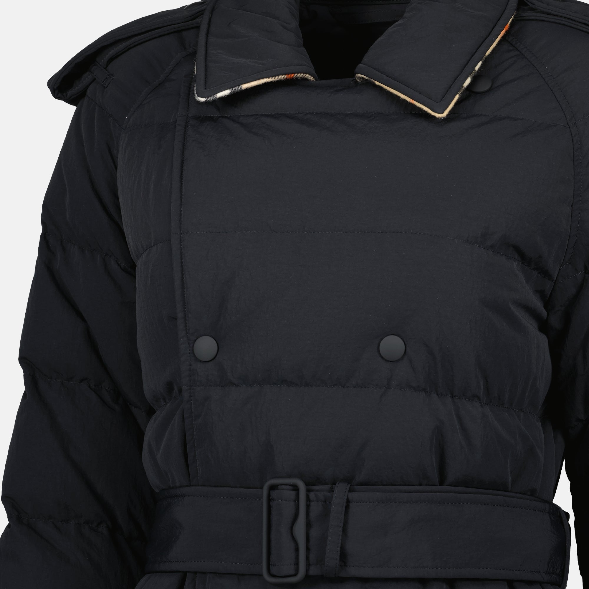 mid-length black jacket, nylon quilted jacket, Burberry Autumn-Winter 2024, polyester wool blend, long sleeve jacket