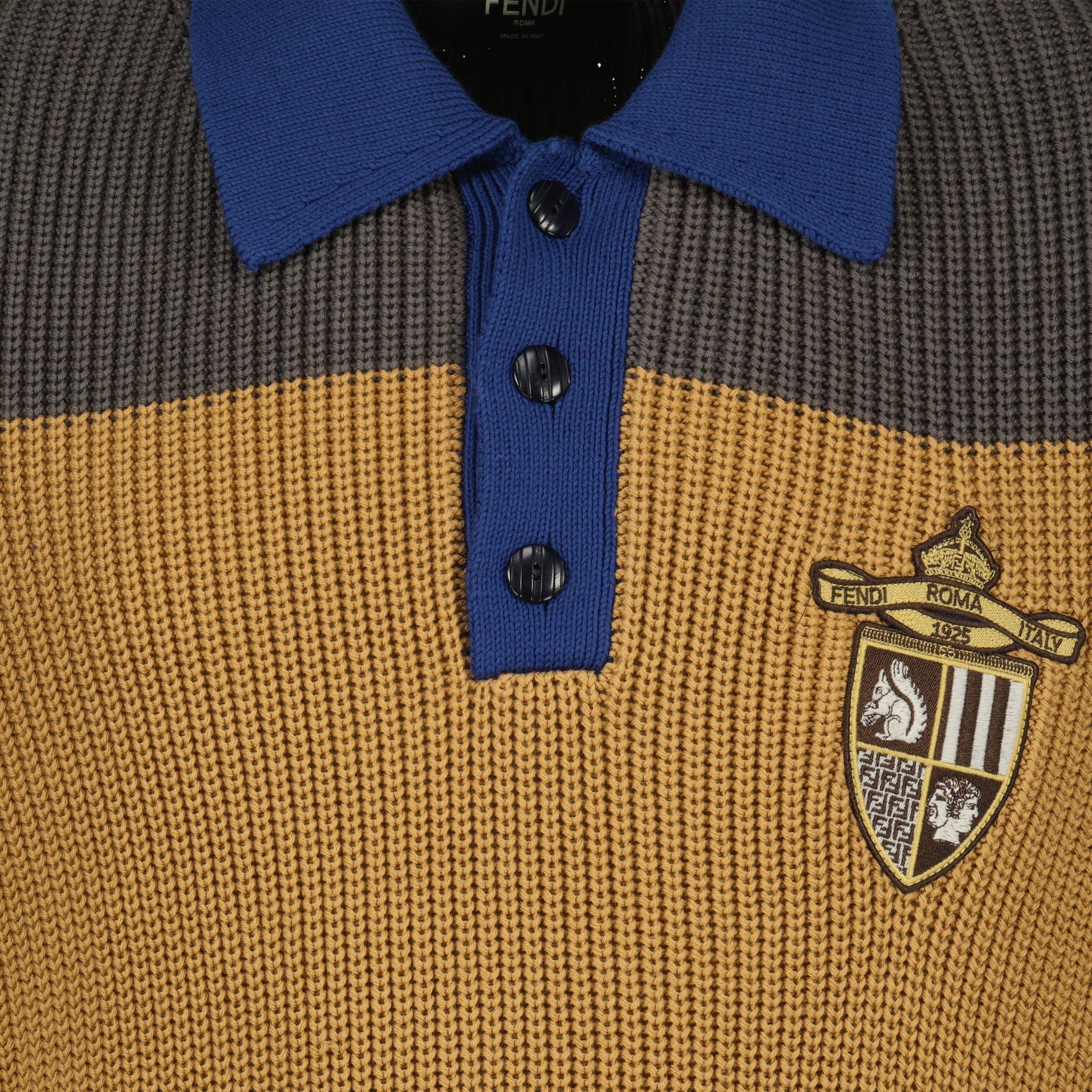 Gelbes und Braun ärmelloses Polo