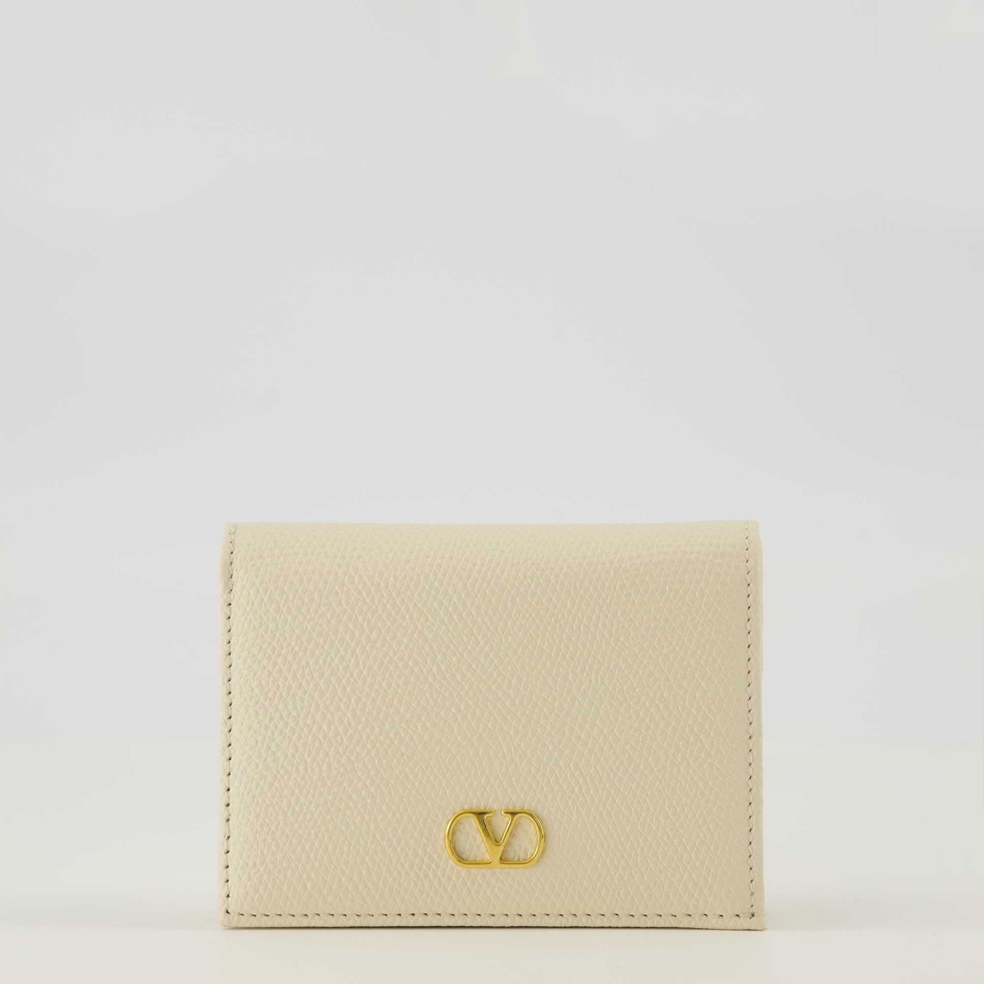 Image of Vlogo Wallet by Valentino Garavani for Women - Season Spring-Summer 2026 - Front View