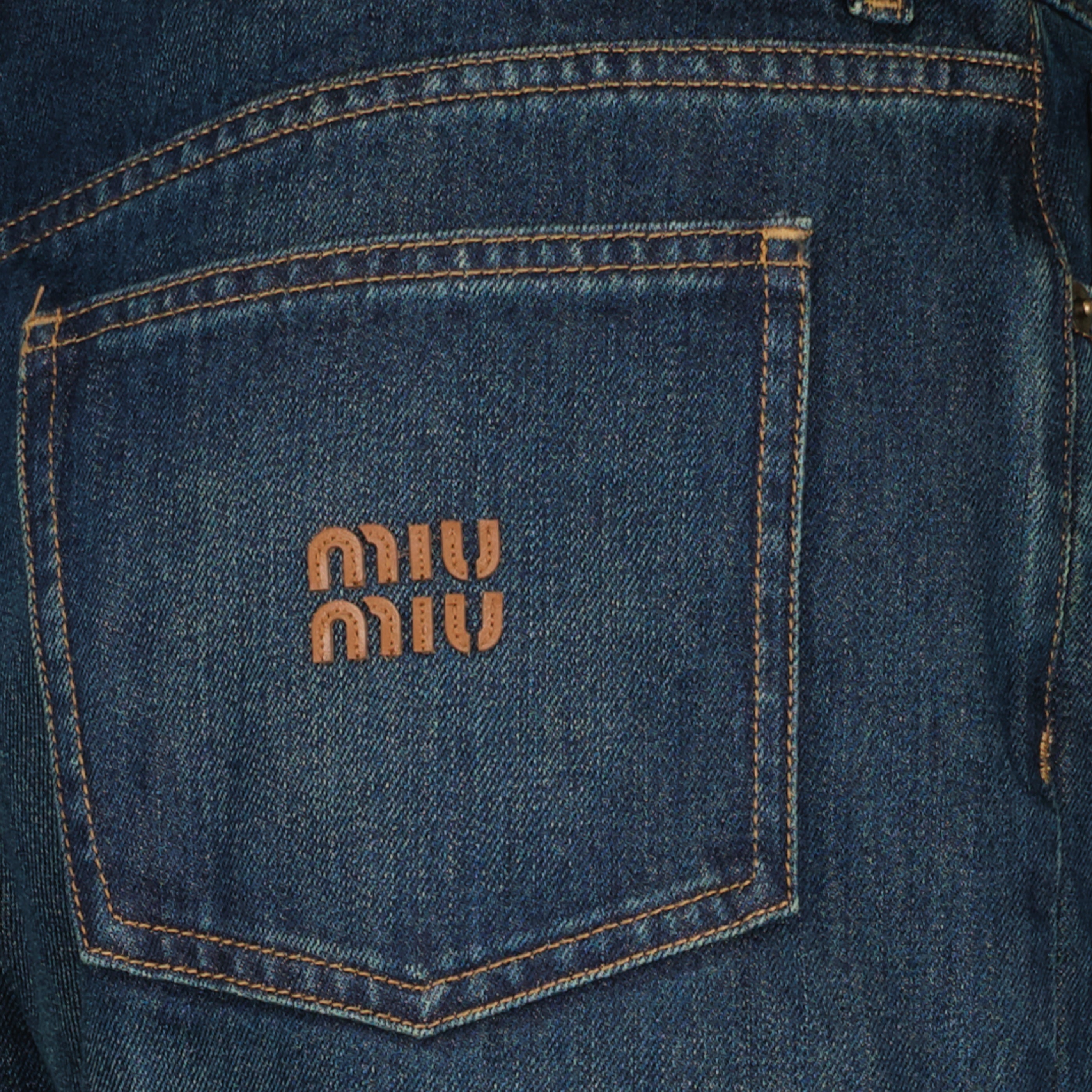 Image of Straight Jeans by Miu Miu for Women - Season Spring-Summer 2026 - Detail View 5