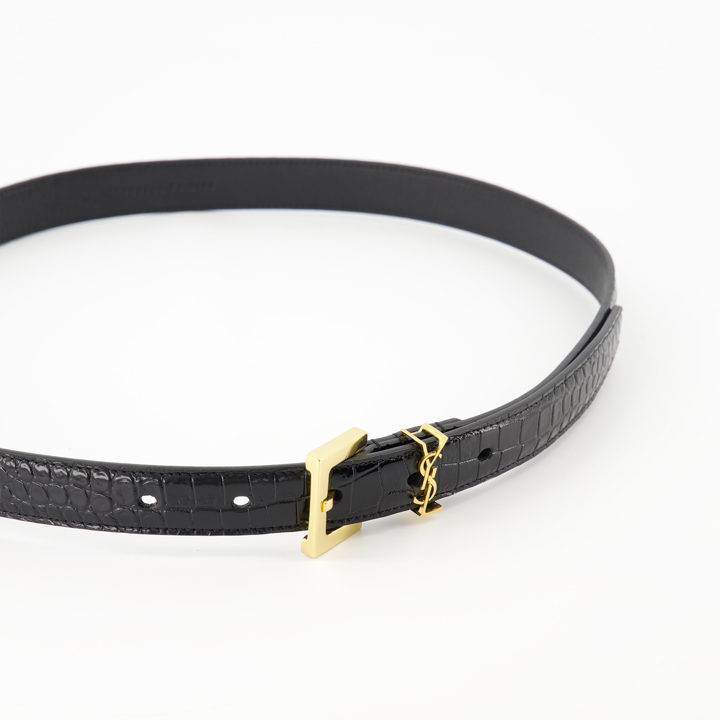 croc effect belt, adjustable belt, black leather accessories, metallic logo belt, Cassandre belt