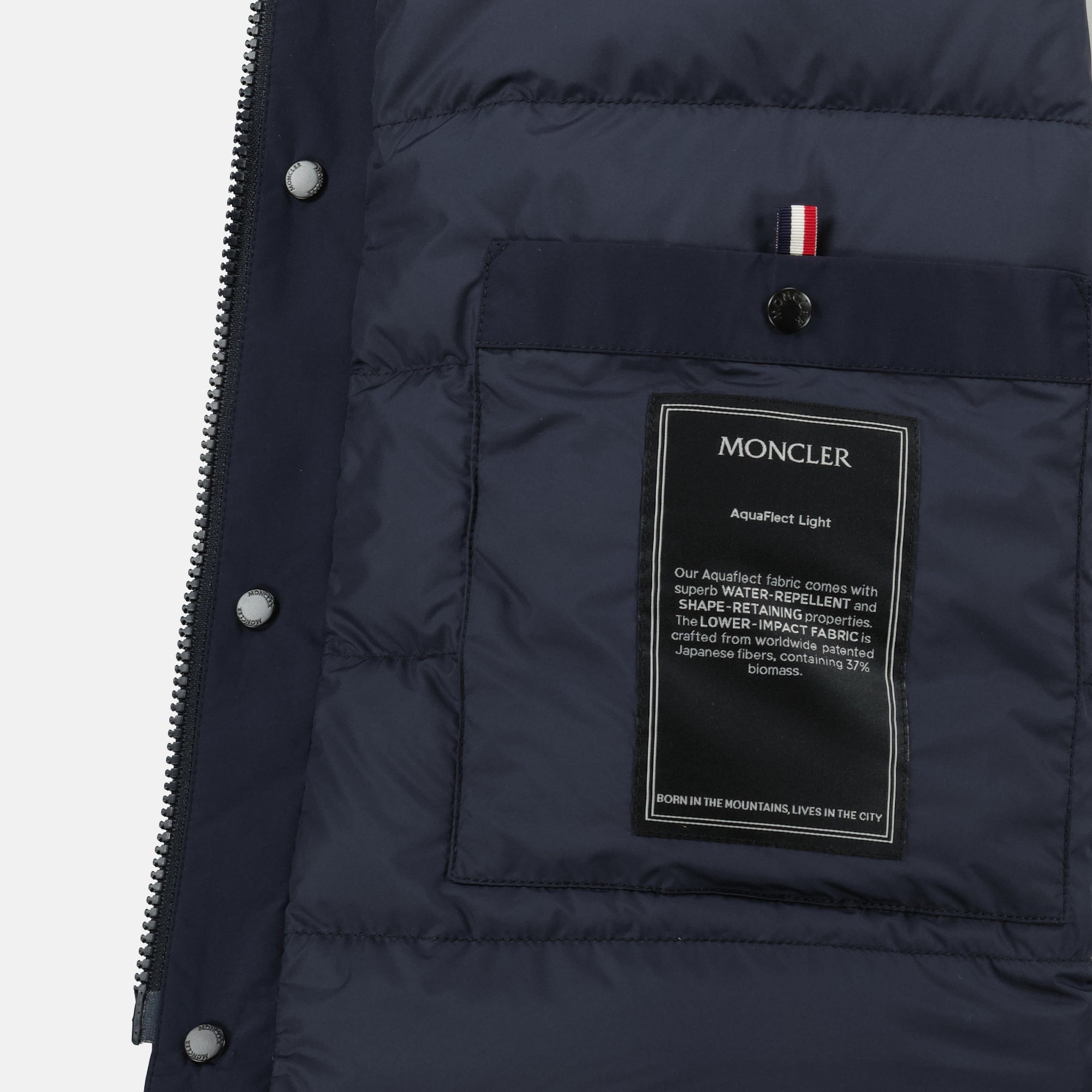Moncler jacket, quilted shirt jacket, water-repellent outerwear, duvet padding jacket, Autumn-Winter 2025 fashion