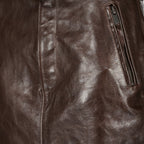Imagem da saia de couro Crayon da Saint Laurent para mulheres - Temporada Primavera-Verão 2026 - Vista de detalhe 2