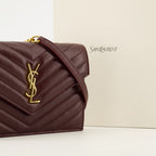 Image of Bordeaux Chain Envelope Wallet by Saint Laurent for Women - Season Autumn-Winter 2025 - Detail View 1