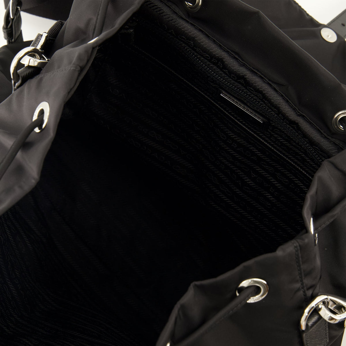 Mochila de Re-Nylon negra