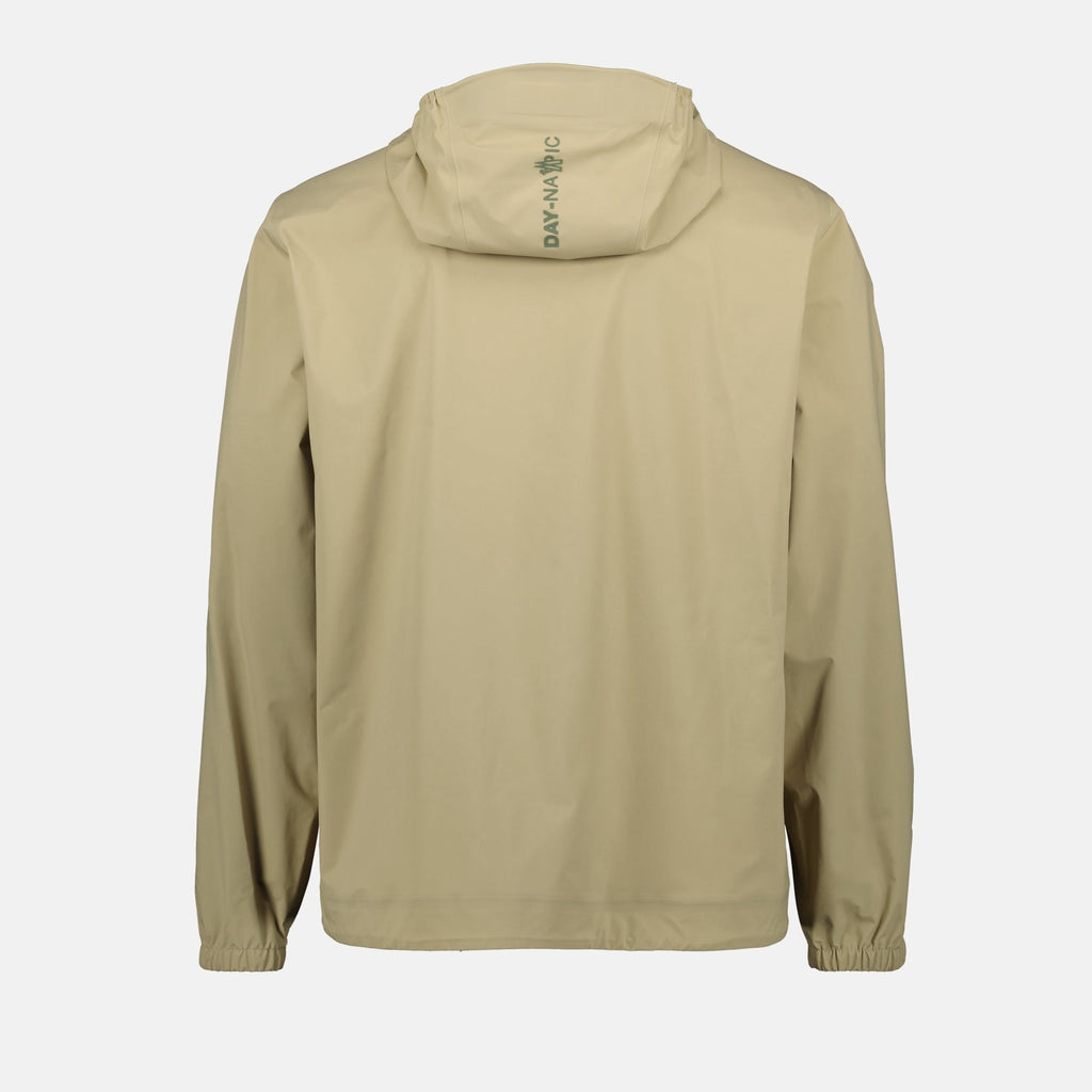 Imagen de la chaqueta impermeable Shipton de Moncler Grenoble para hombres - Temporada Primavera-Verano 2025 - Vista trasera