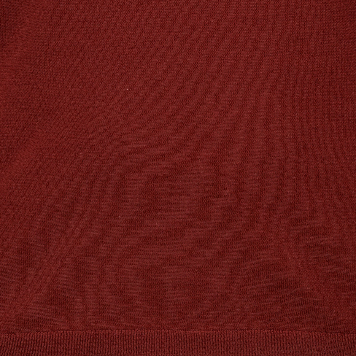 Roter Rollkragenpullover