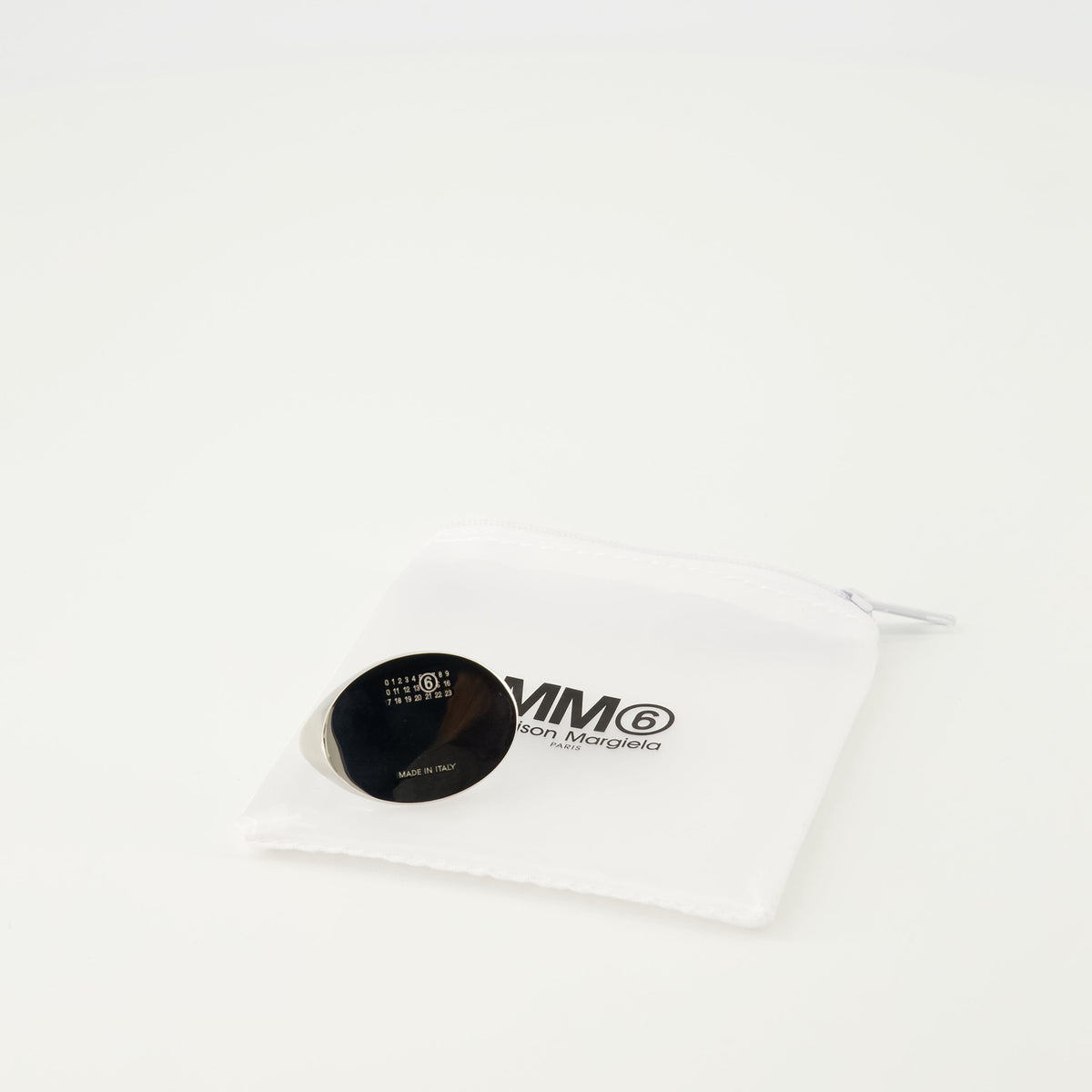 Mm6 Rings Set Oval Brass Signet Ring - Mm6 | WE IN STYLE