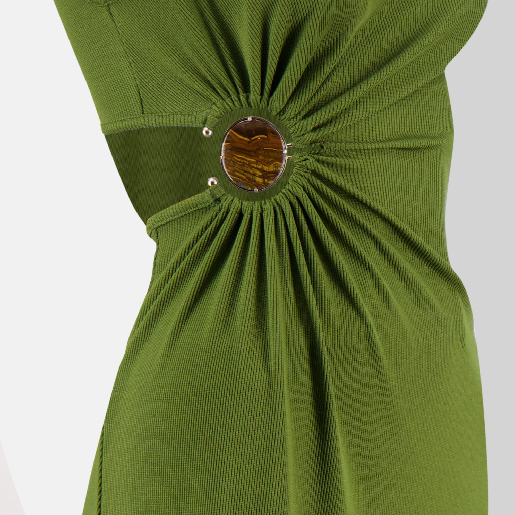 Imagem do vestido verde franzido de Christopher Esber para mulheres - Temporada Primavera-Verão 2026 - Detalhe vista 1