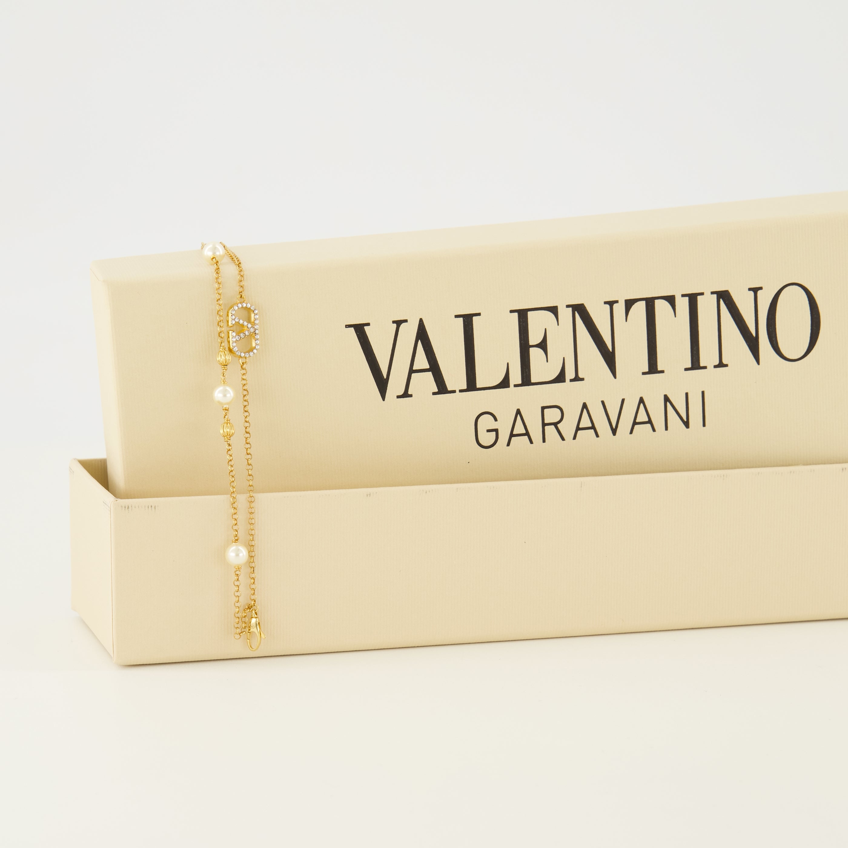 Vlogo Bracelet with Beads and Swarovski® Crystals
