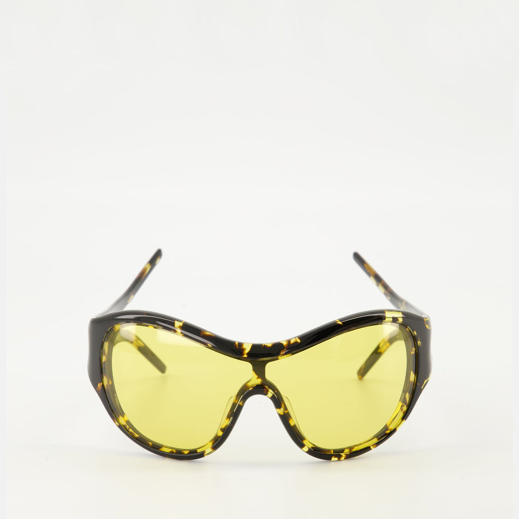 Uma 98 sunglasses, Christopher Esber, brown sunglasses, protective eyewear, stylish accessories