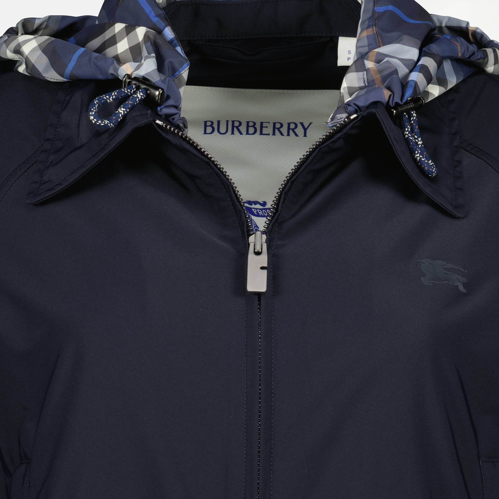 Image of Newcott Jacket by Burberry for Women - Season Spring-Summer 2026 - Detail View 2
