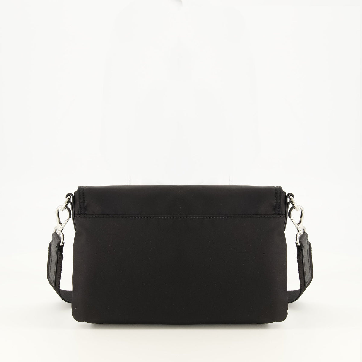 Bolso de mano negro de Re-Nylon