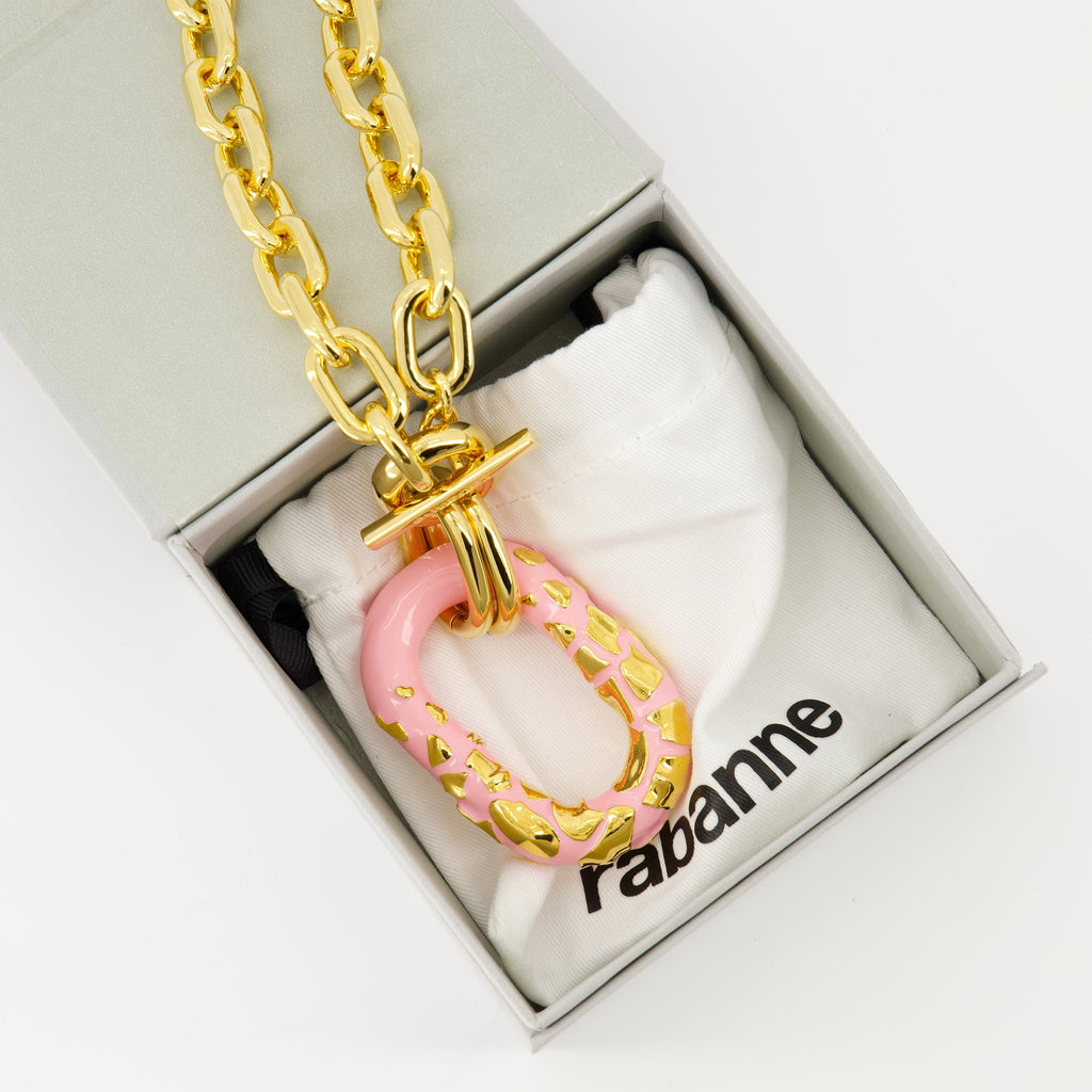 pink resin necklace, T-bar closure necklace, modern jewelry, Spring-Summer 2025 collection, engraved logo accessories