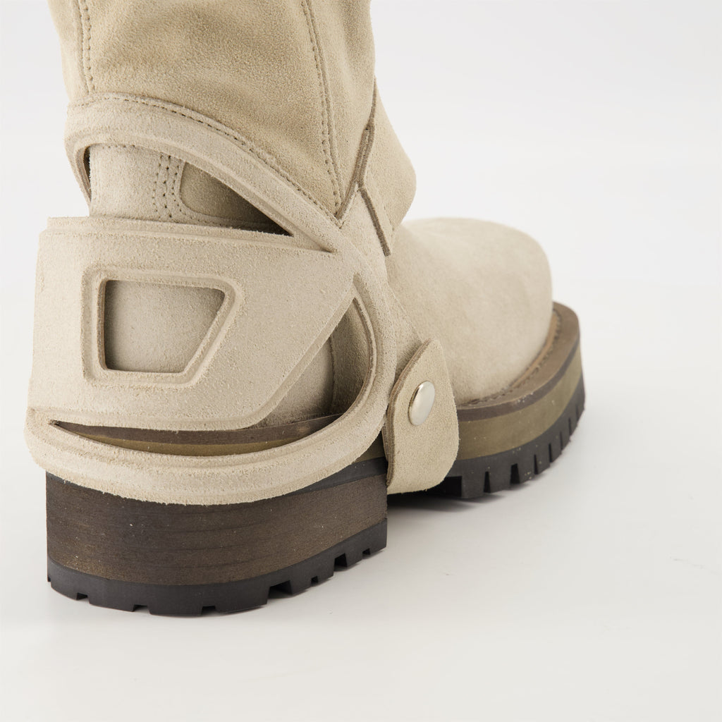 beige suede boots, Diesel Texan boots, mid-height boots, leather sole boots, Spring-Summer 2025 collection