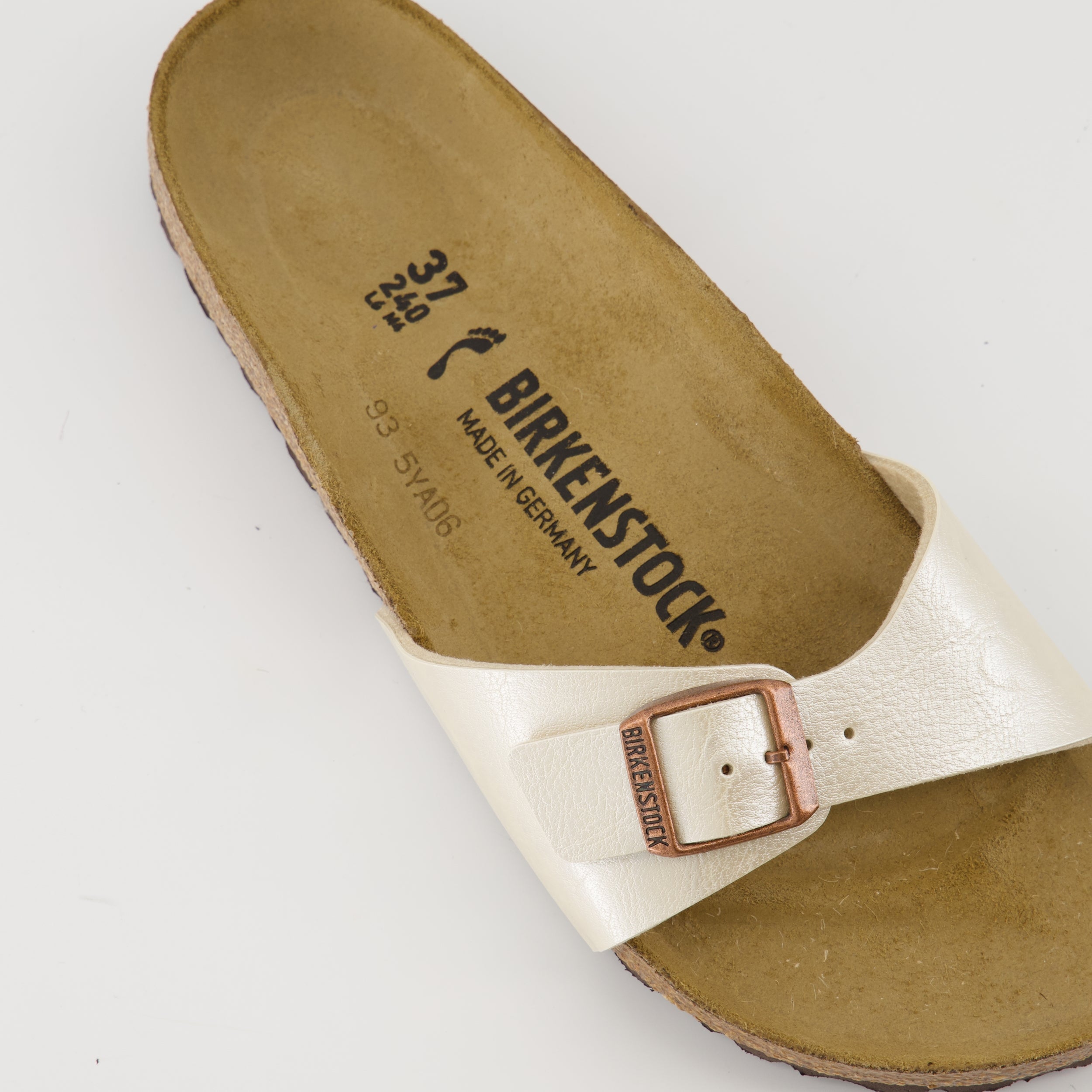 Birkenstock sandals, beige sandals, comfortable footwear, Spring-Summer collection, Birko-Flor material