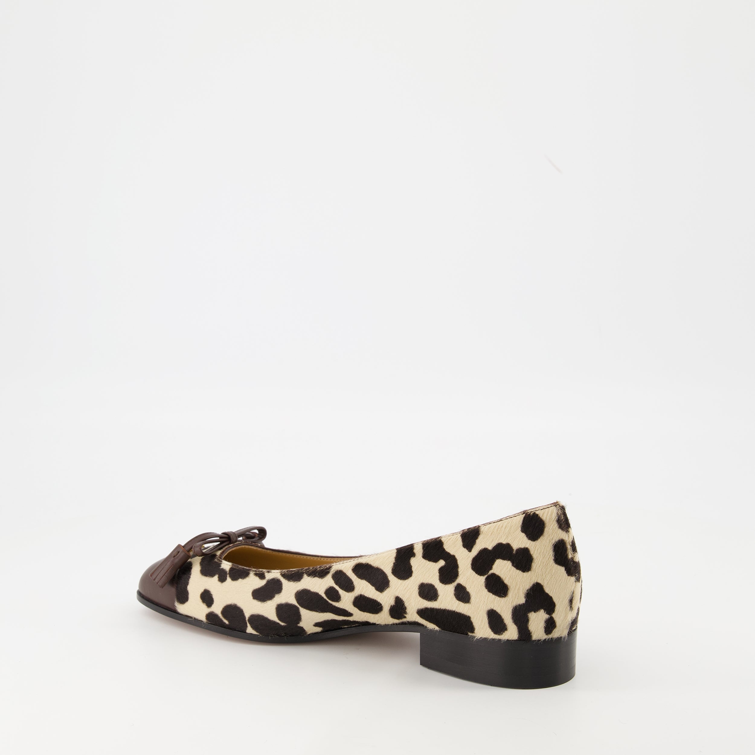 Valentino Garavani ballerines, leopard print shoes, luxury slip-on ballet flats, VLogo Signature footwear, designer leather ballerinas