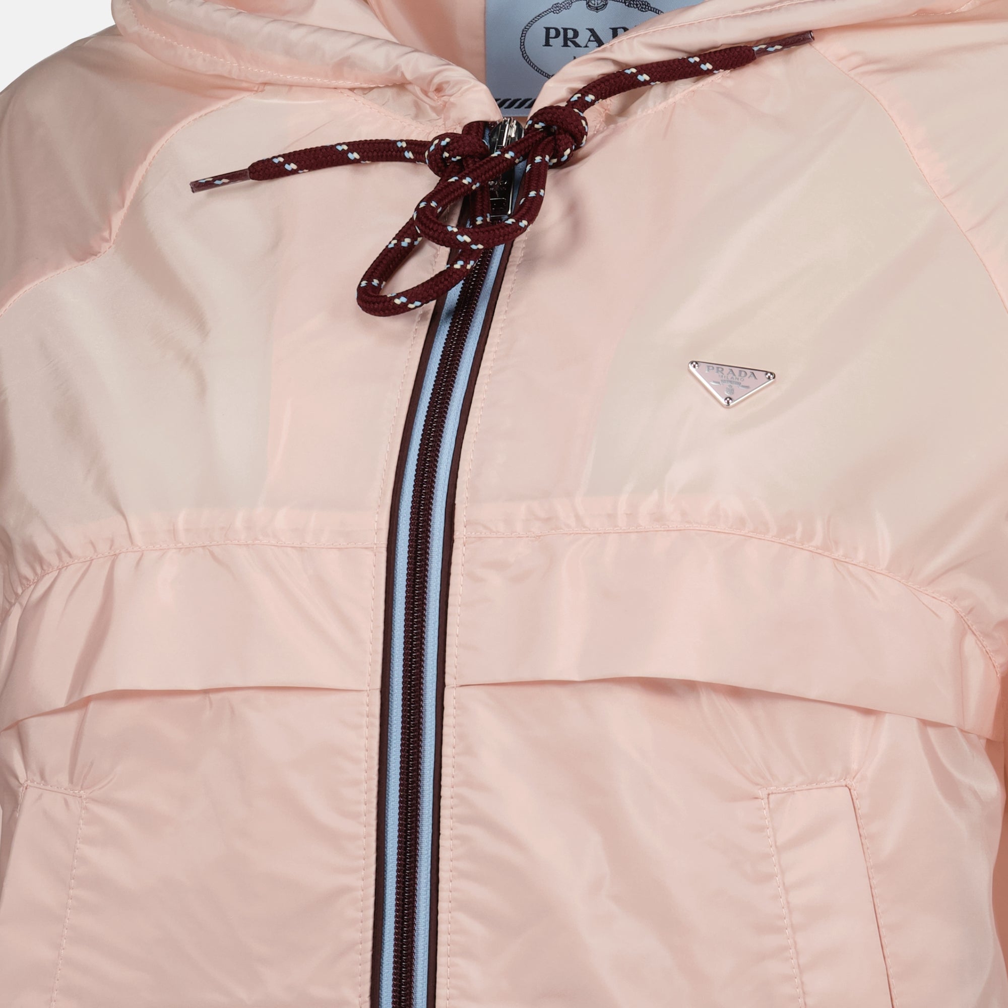 Image of Pink Short Re-Nylon Windbreaker by Prada for Women - Season Spring-Summer 2026 - Detail View 2