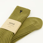 Image de chaussettes Kaki Ami de Coeur par Ami PARIS pour unisexe - Saison Automne-Hiver 2025 - Détail vue 2
