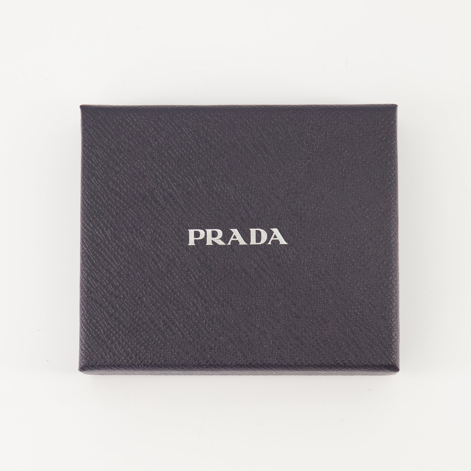 Prada wallet, Saffiano leather wallet, bordeaux wallet, card holder, luxury accessories