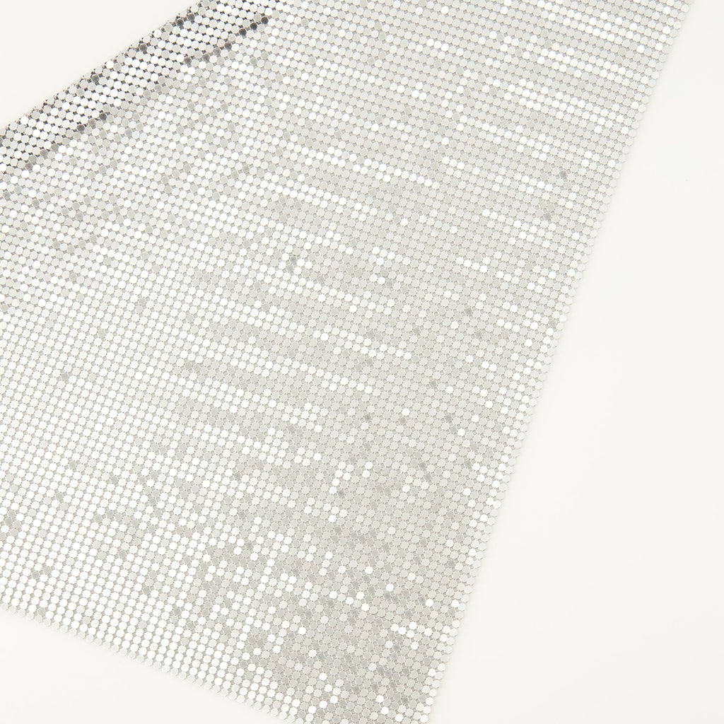 Rabanne scarf, metallic scarf, pixel design, accessory, Autumn-Winter 2025