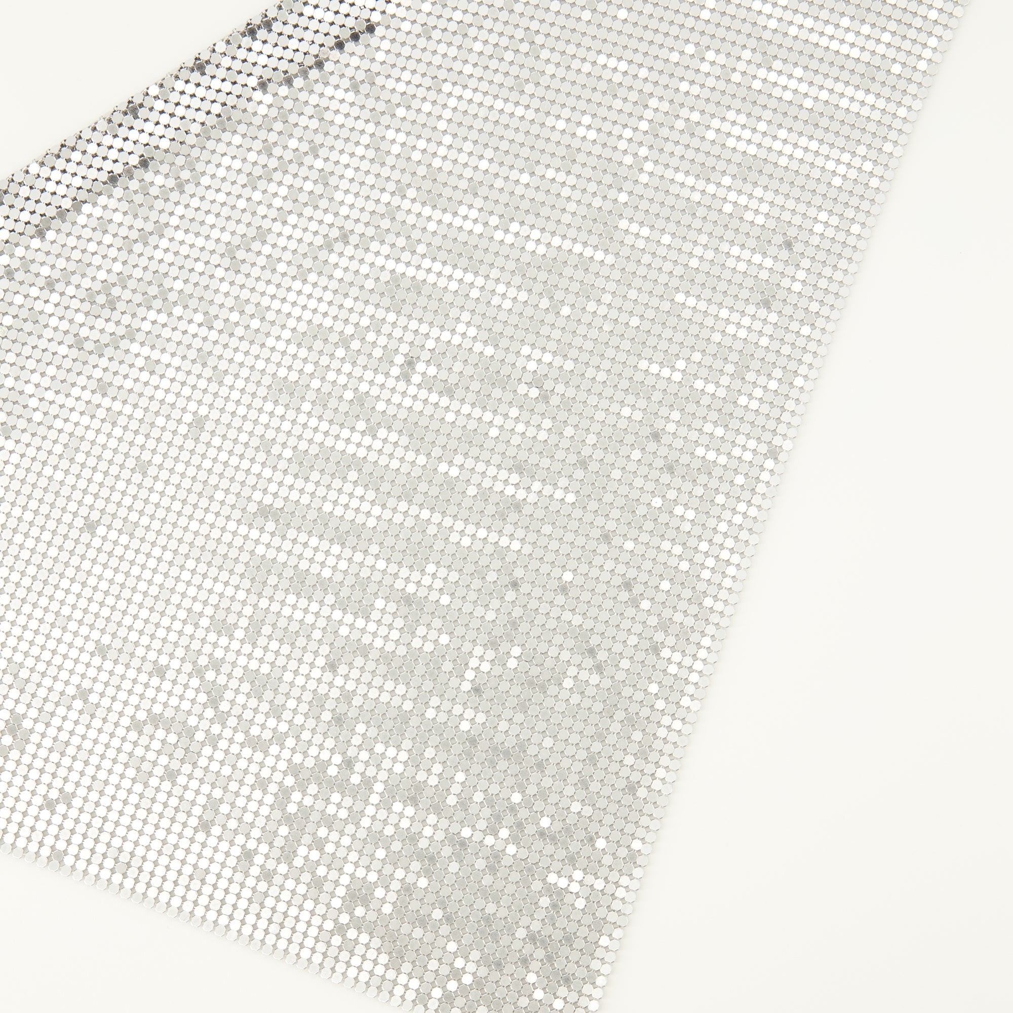 Rabanne scarf, metallic scarf, pixel design, accessory, Autumn-Winter 2025