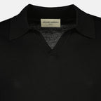 Imagem do Polo Preto Simone da Officine Générale para Homens - Temporada Primavera-Verão 2026 - Vista Detalhe 1