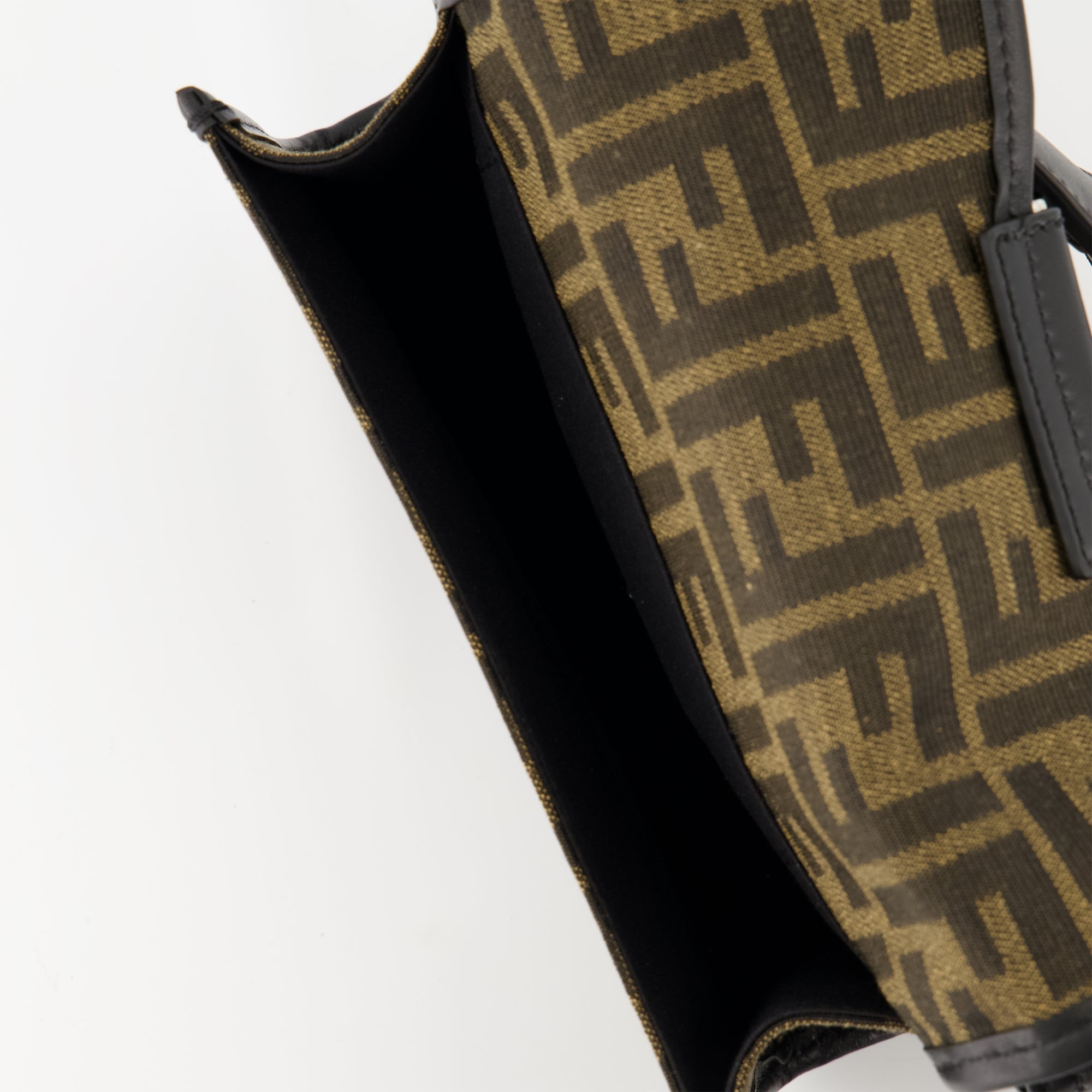 Fendi Baguette Bag, Brown Designer Bag, men's shoulder bag, luxury bag, fashion accessories