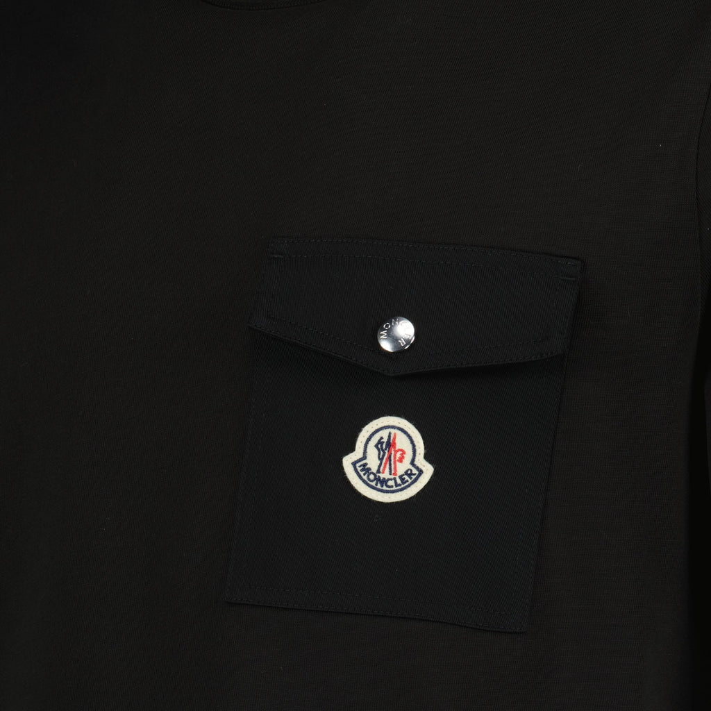 Image of Logo Pocket T-Shirt by Moncler for Men - Season Spring-Summer 2025 - Detail View 7