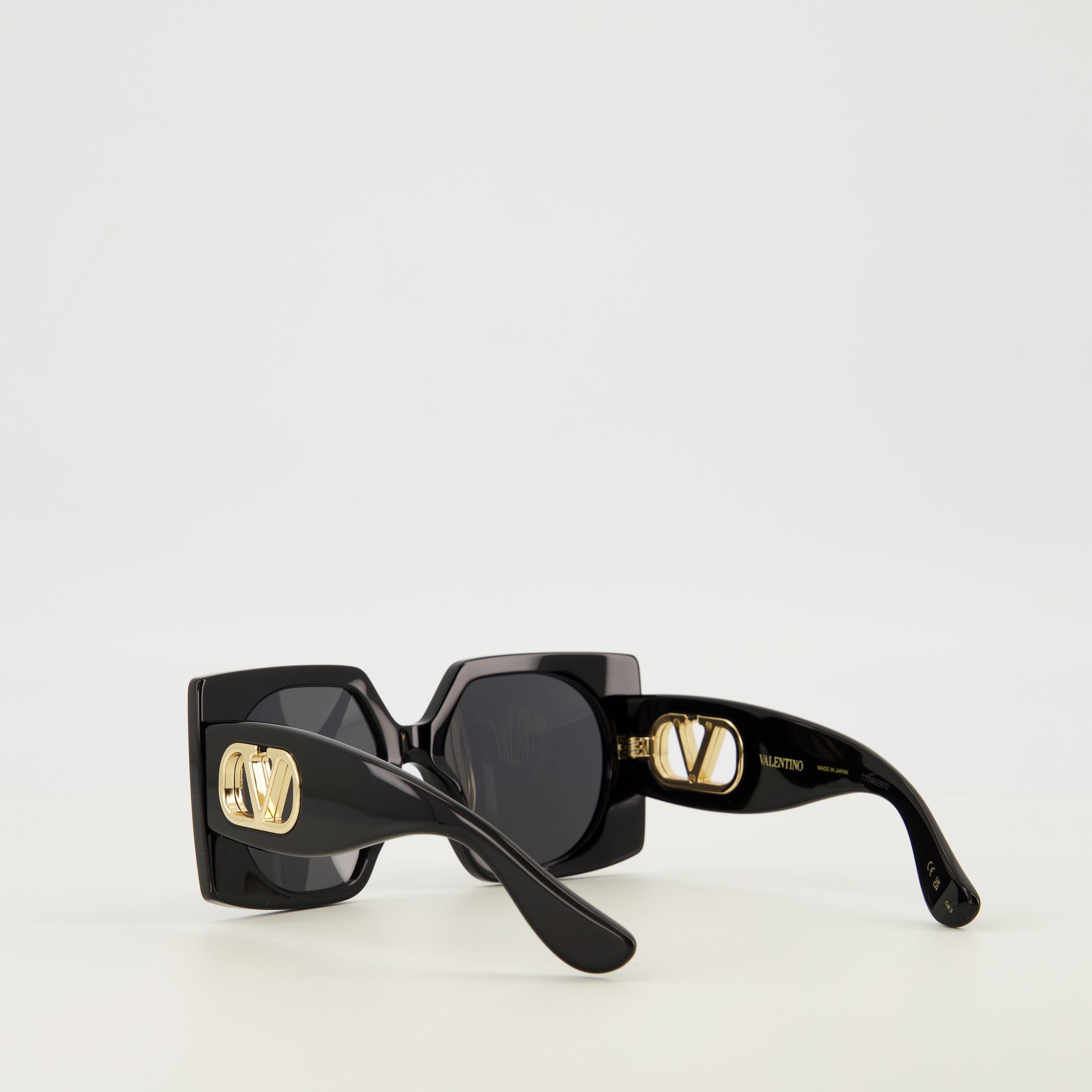 Rectangle Black Vlogo Sunglasses