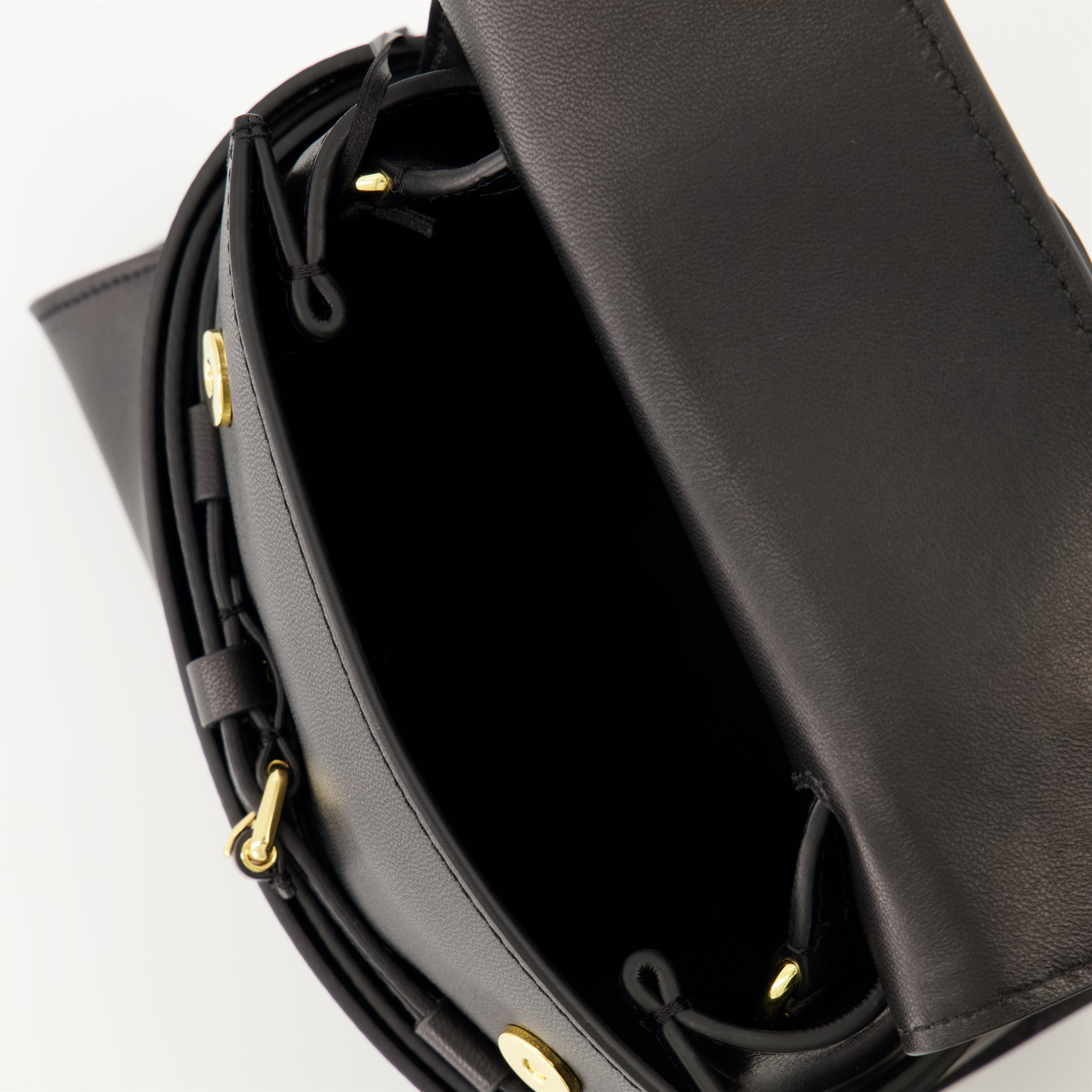 Moschino, Tie Me bag, nappa leather bag, designer handbag, elegant accessory